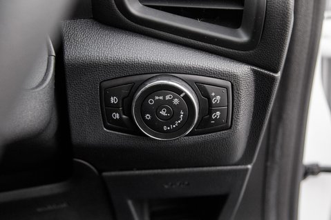 Ford Ecosport ST-LINE 13