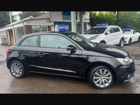 Audi A1 1.6 TDI Sport Euro 5 (s/s) 3dr 8