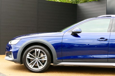 Audi A4 2.0 A4 A-road Sport 45 TFSI Quattro Semi-Auto 4WD 5dr 10