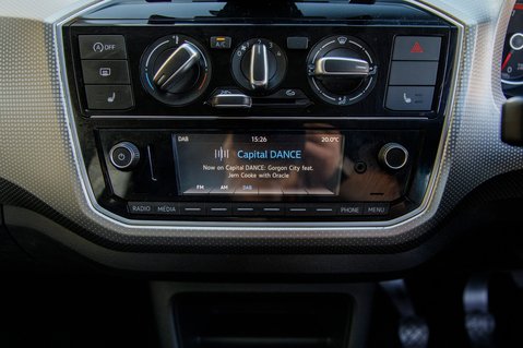 Volkswagen Up HIGH UP TSI BLUEMOTION TECHNOLOGY 22