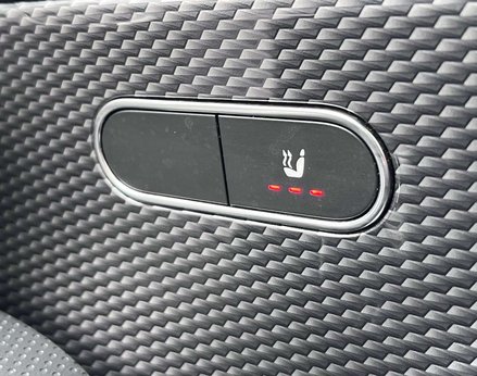 Mercedes-Benz A Class 1.3 A 200 Sport Exeutive Auto 5dr 69