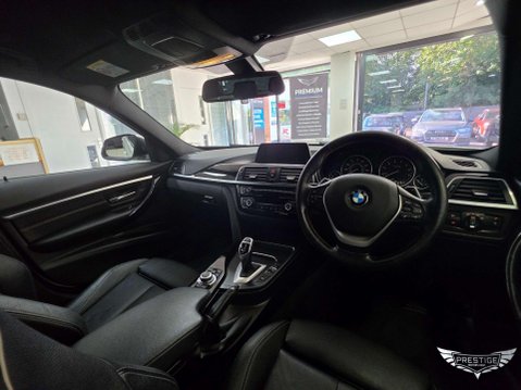 BMW 3 Series 2.0 320i Sport Touring Auto xDrive Euro 6 (s/s) 5dr 70