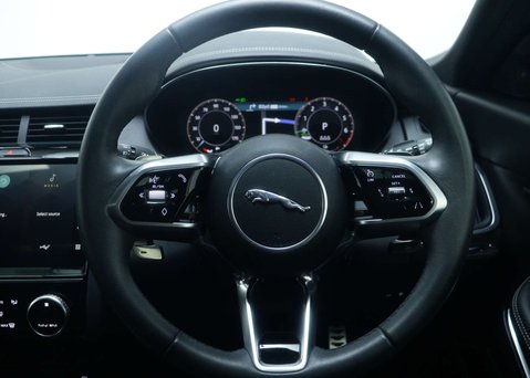 Jaguar E-Pace 1.5 P300e 11.5kWh R-Dynamic SE Black SUV 5dr Petrol Plug-in Hybrid Auto AWD 19