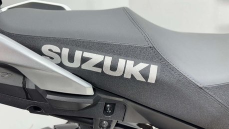 Suzuki V-Strom 1000 DL 2018 16K WITH EXTRAS ADVENTURER BIKE 1000CC 32