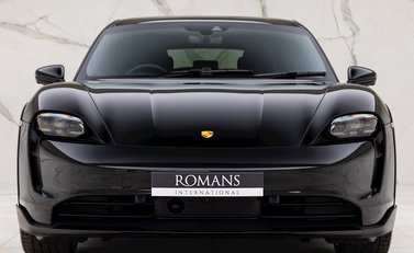 Porsche Taycan 4S Cross Turismo 4