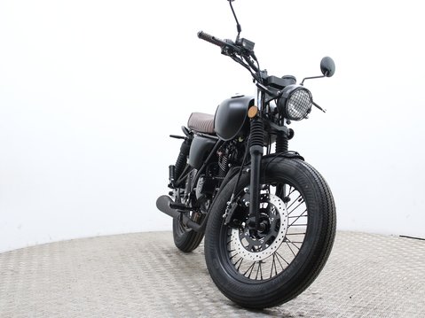 Mutt Mongrel 125 Pre-registered 12