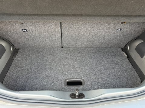 Volkswagen Up MOVE UP 1 OWNER 38