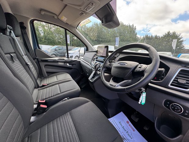 Ford Transit Custom AUTO SWB [SOLD KH] L1H1 Low Roof Limited 280 Air Con Alloys Cruise Sensors 15
