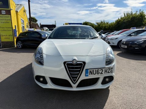 Alfa Romeo Giulietta 1.4 TB MultiAir Veloce TCT Euro 5 (s/s) 5dr 3