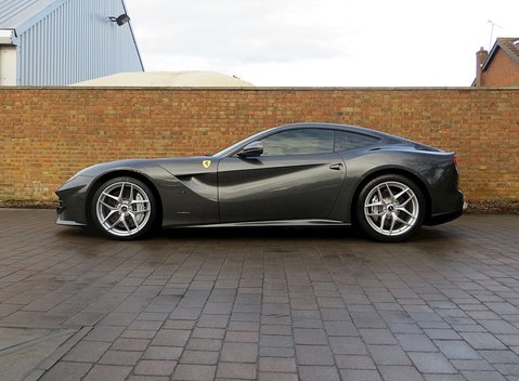 Ferrari F12 Berlinetta 5