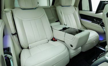 Land Rover Range Rover P550e Autobiography 15