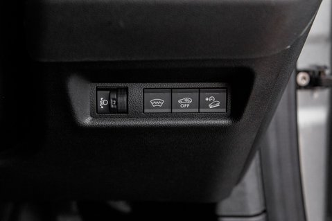 Jeep Avenger SUMMIT 16