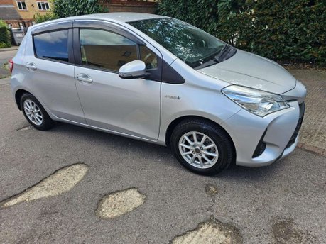 Toyota Yaris 1.5 VVT-h Icon Tech E-CVT Euro 6 (s/s) 5dr 7