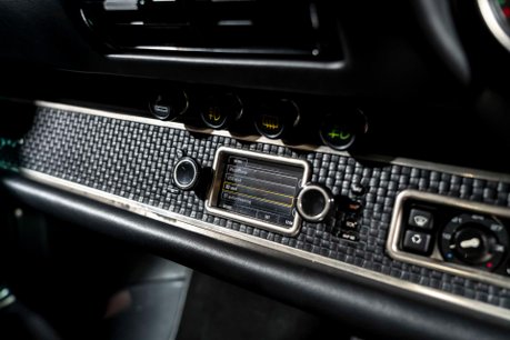 Porsche 911 SINGER 911 SUSSEX COMMISSION. INFORMATION COMING SOON. 41