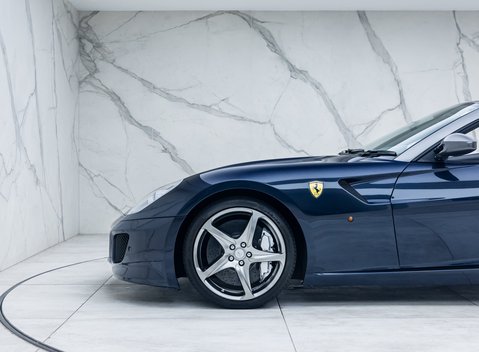 Ferrari 599 SA Aperta 32