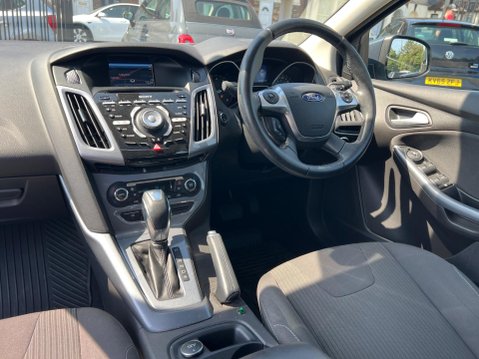 Ford Focus 1.6 Titanium Navigator Powershift Euro 5 5dr 22