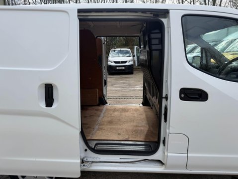 Nissan NV200 1.5 dCi SE SWB Euro 4 6dr 10
