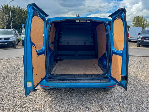 Volkswagen Caddy AUTO SWB L1H1 Commerce Pro C20 Air Con SELECT 8