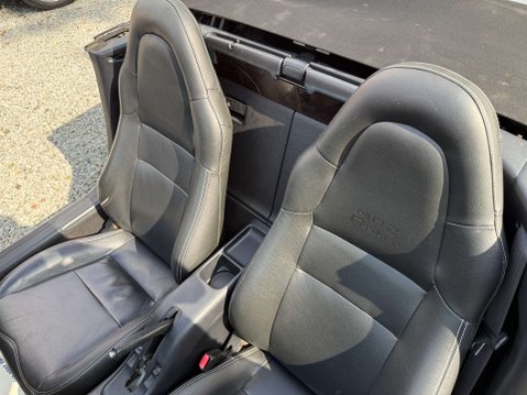 Toyota MR2 1.8 MR2 Roadster VVTi 2dr 32