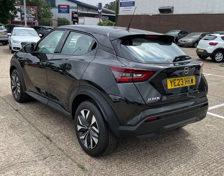 Nissan Juke 1.0 Juke Acenta DiG-T 5dr 8