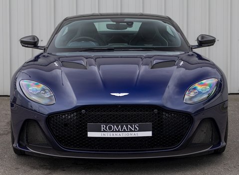 Aston Martin DBS Superleggera 4