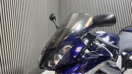 Honda VFR 2003 ONLY 18K VTEC LONG MOT WARRANTY 800CC TOURER 32