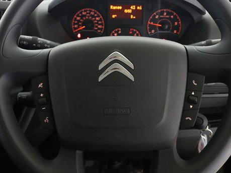Citroen Relay 2.2 BlueHDi L3H2 Van 140ps Enterprise 12