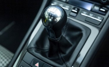 Porsche 911 (991.2) GT3 Touring 18