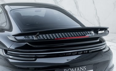 Porsche 911 Turbo S (992) 39