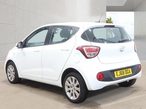 Hyundai i10 1.0 SE Euro 6 5dr 4