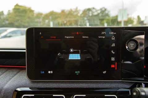 Renault 5 TECHNO E-TECH 23