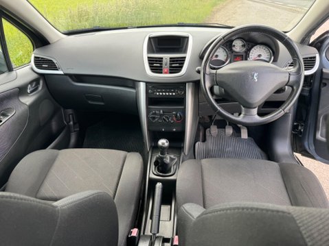 Peugeot 207 1.4 VTi Sport 5dr 37