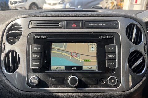 Volkswagen Tiguan  2.0 TDI BLUEMOTION TECH MATCH 4MOTION..LEATHER AND SUNROOF  12
