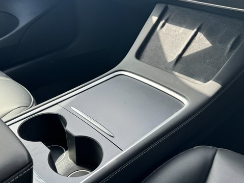 Tesla Model 3 Saloon 4dr Electric Auto RWD (241 bhp) 28