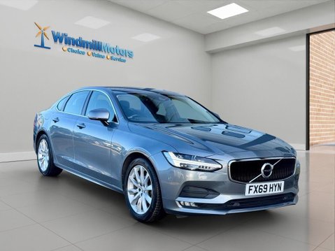 Volvo S90 2.0 T4 Momentum Plus Auto Euro 6 (s/s) 4dr 1