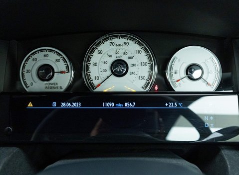 Rolls-Royce Wraith Black Badge 13