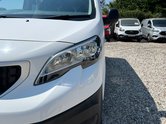 Peugeot Expert Crew Cab (SOLD) MWB L2H1 Low Roof Professional 3100 Air Con Alloys Sensors 19
