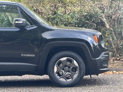 Jeep Renegade M-JET SPORT 10