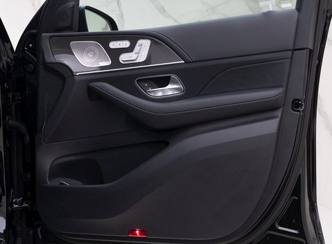 Mercedes-Benz GLS 63 Night Edition Executive 24