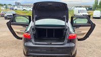 Jaguar XF 2.0d Portfolio Saloon 4dr Diesel Auto Euro 6 (s/s) (163 ps) 33