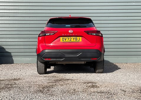 Nissan Qashqai DIG-T ACENTA PREMIUM MHEV 9