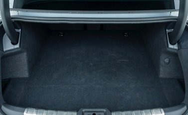 Porsche Taycan Turbo 35