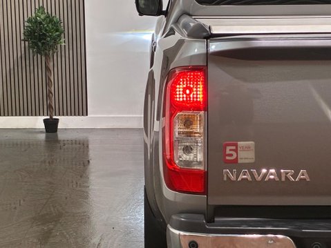 Nissan Navara 2.3 dCi Tekna 4WD Euro 6 (s/s) 4dr 60