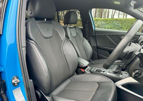 Audi Q2 1.5 TFSI CoD 35 Black Edition S Tronic Euro 6 (s/s) 5dr 27