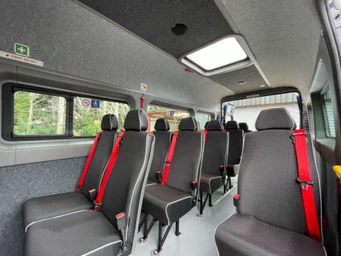 Peugeot Boxer 2.2 440 17seat Non-D1 accessible Minibus Lite with full width ramp L4 H2 Eu 25