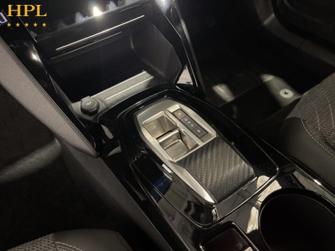 Peugeot e-2008 50kWh Allure SUV 5dr Electric Auto (11kW Charger) (136 ps) Air Con - Alloys 15