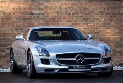 Mercedes-Benz SLS AMG
