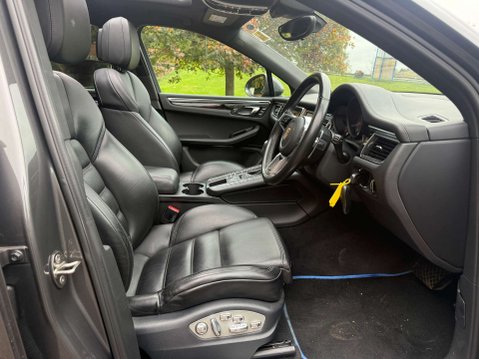 Porsche Macan 3.0 Macan S Semi-Auto 4WD 5dr 5
