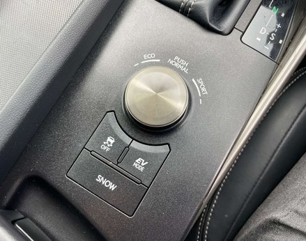 Lexus Is 2.5 IS 300h Advance CVT 4dr 48