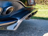 Aston Martin DBX 707 22